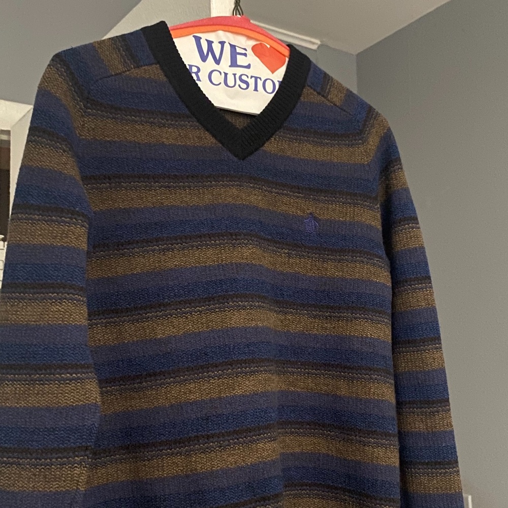 Original Penguin V-neck Sweater - very warm!